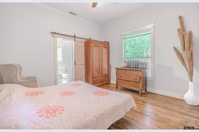 200 W Van St, Lindale, TX 75771 - Photo 19