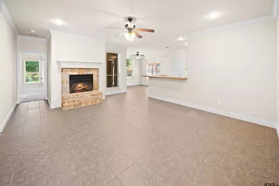 2559 Lazy Acres Ln, Tyler, TX 75707 - Photo 3
