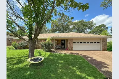 3727 Linda Kaye Dr, Longview, TX 75604 - Photo 1
