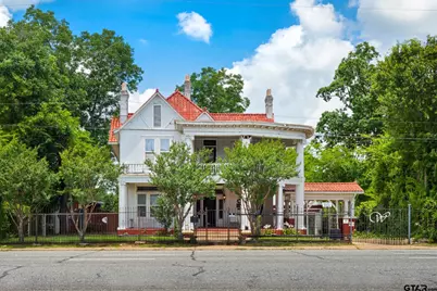 211 W Grand Avenue, Marshall, TX 75670 - Photo 1