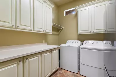 2318 Kingsmill Cir., Tyler, TX 75703 - Photo 35