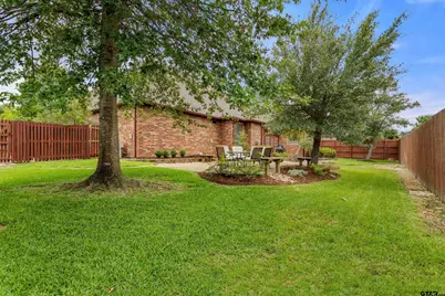 2318 Kingsmill Cir., Tyler, TX 75703 - Photo 37