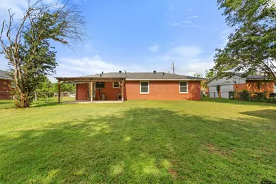 1709 S Baxter Ave, Tyler, TX 75701 - Photo 3