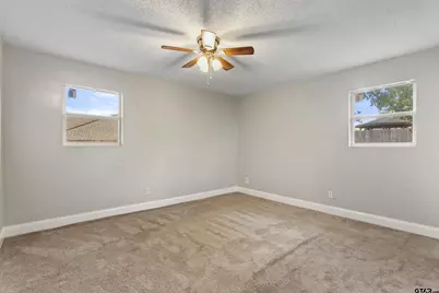 1501 Pearl Street, Lindale, TX 75771 - Photo 15