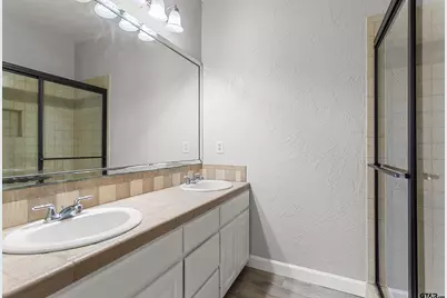 1205 S Augusta, Tyler, TX 75701 - Photo 13