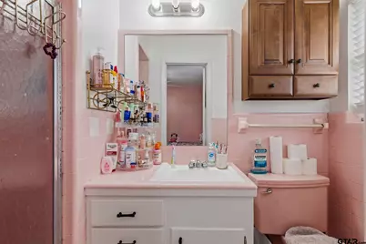 810 Caddo St, Marshall, TX 75672 - Photo 31