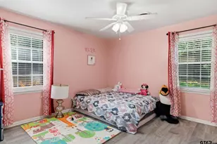 810 Caddo St, Marshall, TX 75672 - Photo 35