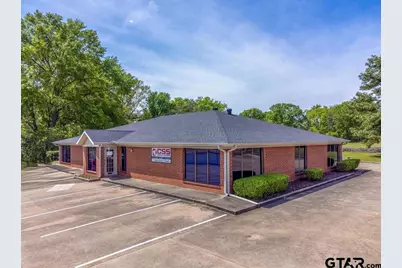 121 Gilmer Rd, Longview, TX 75604 - Photo 1