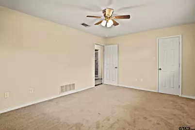 119 W Billy Daniels Parkway, Mount Pleasant, TX 75455 - Photo 25