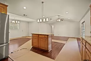 119 W Billy Daniels Pkwy, Mount Pleasant, TX 75455 - Photo 13