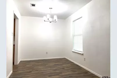 505 Red Springs Ave, Mt Pleasant, TX 75455 - Photo 3