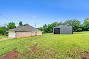 328 County Rd 4220, Jacksonville, TX 75766 - Photo 9
