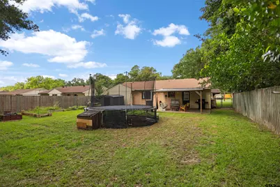 3808 Appletree Ln, Tyler, TX 75701 - Photo 9