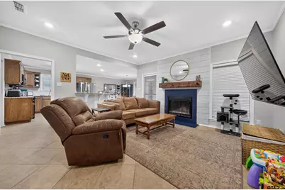 312 E Emma, Bullard, TX 75757 - Photo 3