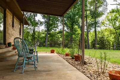 5730 E Fm 323, Palestine, TX 75801 - Photo 5
