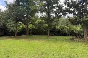 680 E 4th St, Rusk, TX 75785 - Photo 23