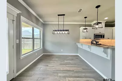 332 Kingdom Blvd, Lindale, TX 75771 - Photo 7