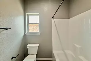 332 Kingdom Blvd, Lindale, TX 75771 - Photo 17