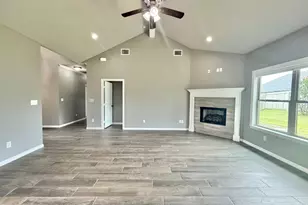 332 Kingdom Blvd, Lindale, TX 75771 - Photo 5