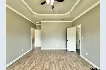 332 Kingdom Blvd, Lindale, TX 75771 - Photo 9