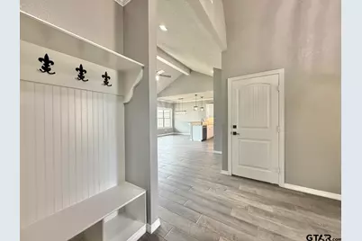 332 Kingdom Blvd, Lindale, TX 75771 - Photo 13