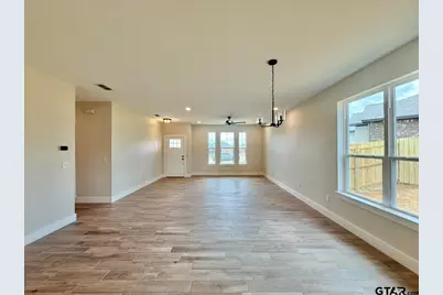 17430 Crossing Circle, Lindale, TX 75771 - Photo 5