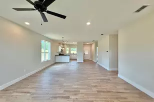 17430 Crossing Cir, Lindale, TX 75771 - Photo 3