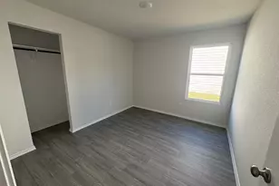211 Blue Bird Ln, Mineola, TX 75773 - Photo 11