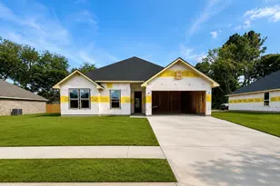 328 Erica Wy, Lindale, TX 75771 - Photo 1