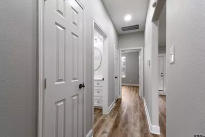 106 Royal St, Gilmer, TX 75645 - Photo 23