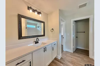17434 Crossing Circle, Lindale, TX 75771 - Photo 9