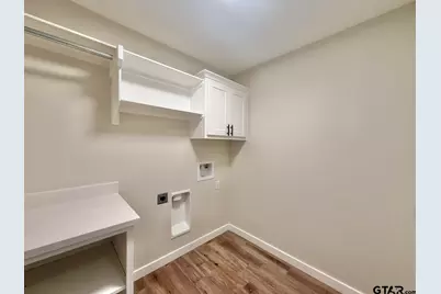 17434 Crossing Circle, Lindale, TX 75771 - Photo 13