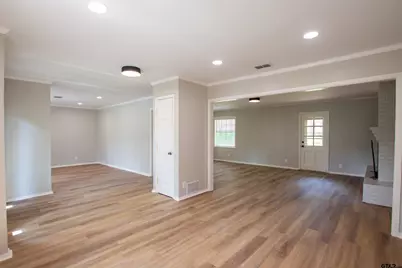3110 S Cameron Ave, Tyler, TX 75701 - Photo 9