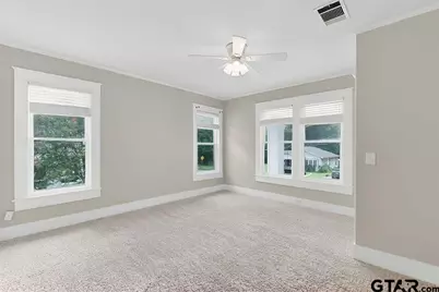216 N Texas St, Pittsburg, TX 75686 - Photo 25