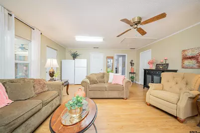 209 Cheryl, Longview, TX 75604 - Photo 19