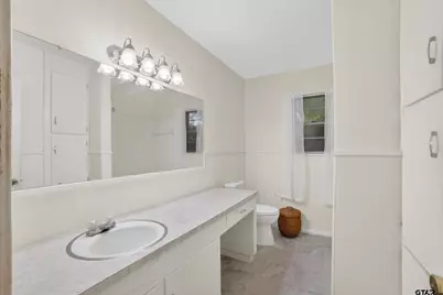 209 Meadowbrook, Overton, TX 75684 - Photo 17