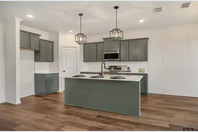 304 Driftwood Way, Whitehouse, TX 75791 - Photo 3