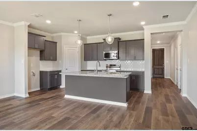302 Driftwood Way, Whitehouse, TX 75791 - Photo 3