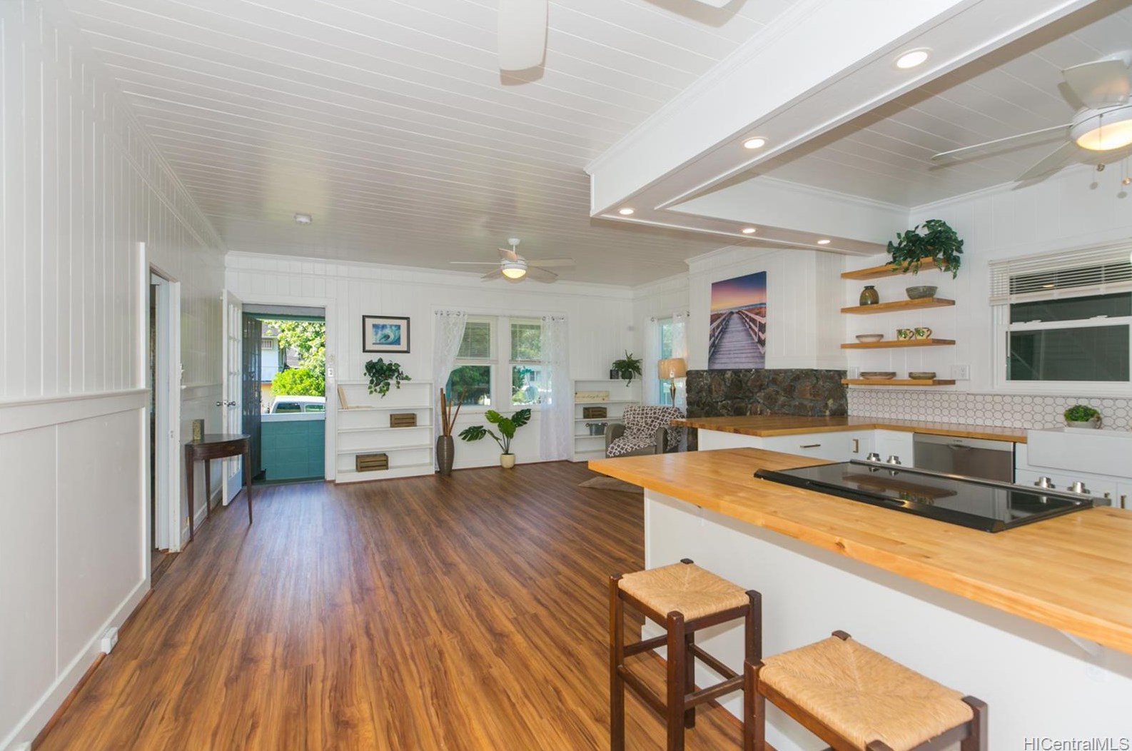 1396 Loko Dr, Wahiawa HI  96786-2352 exterior