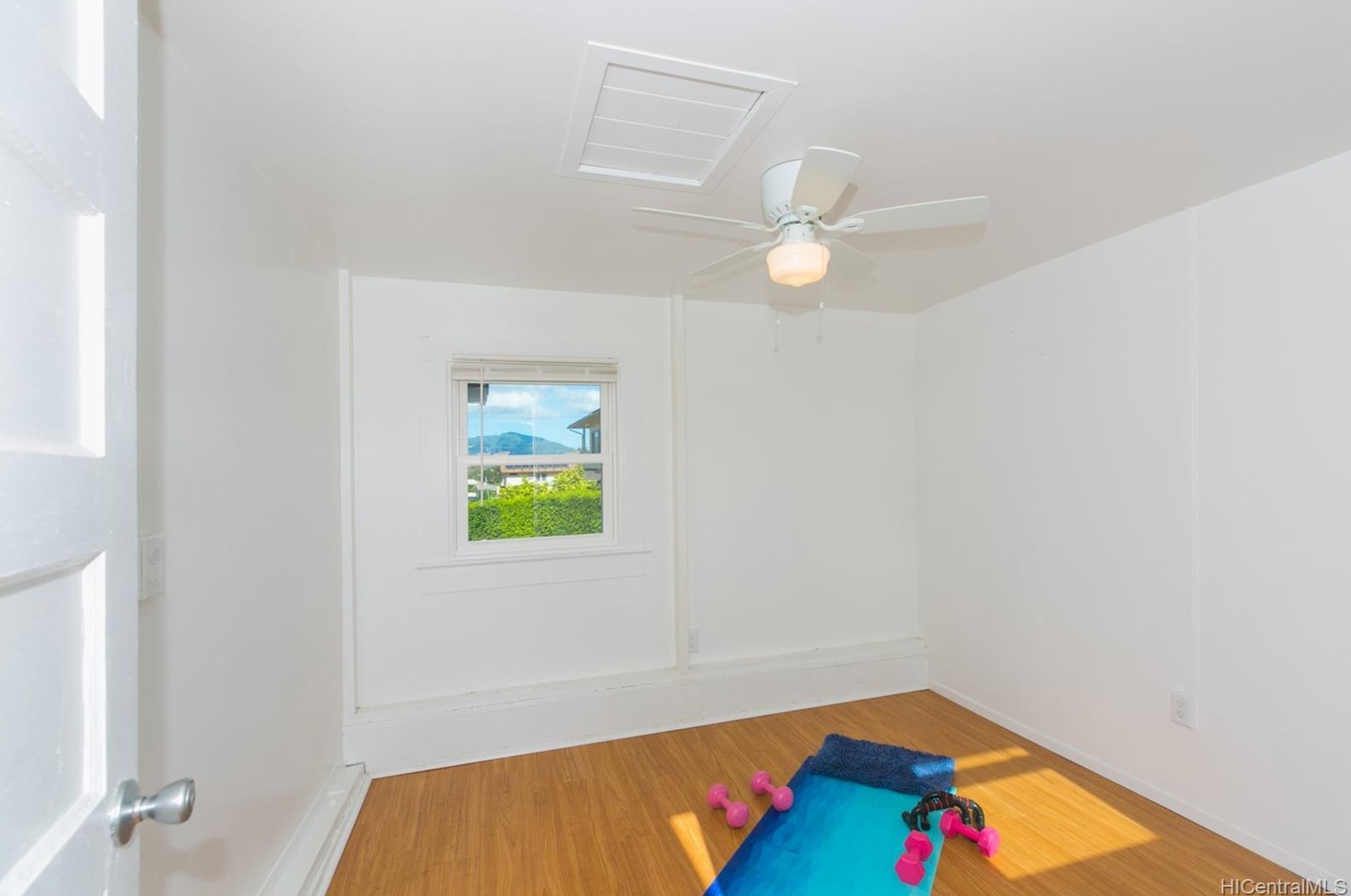 1396 Loko Dr, Wahiawa HI  96786-2352 exterior