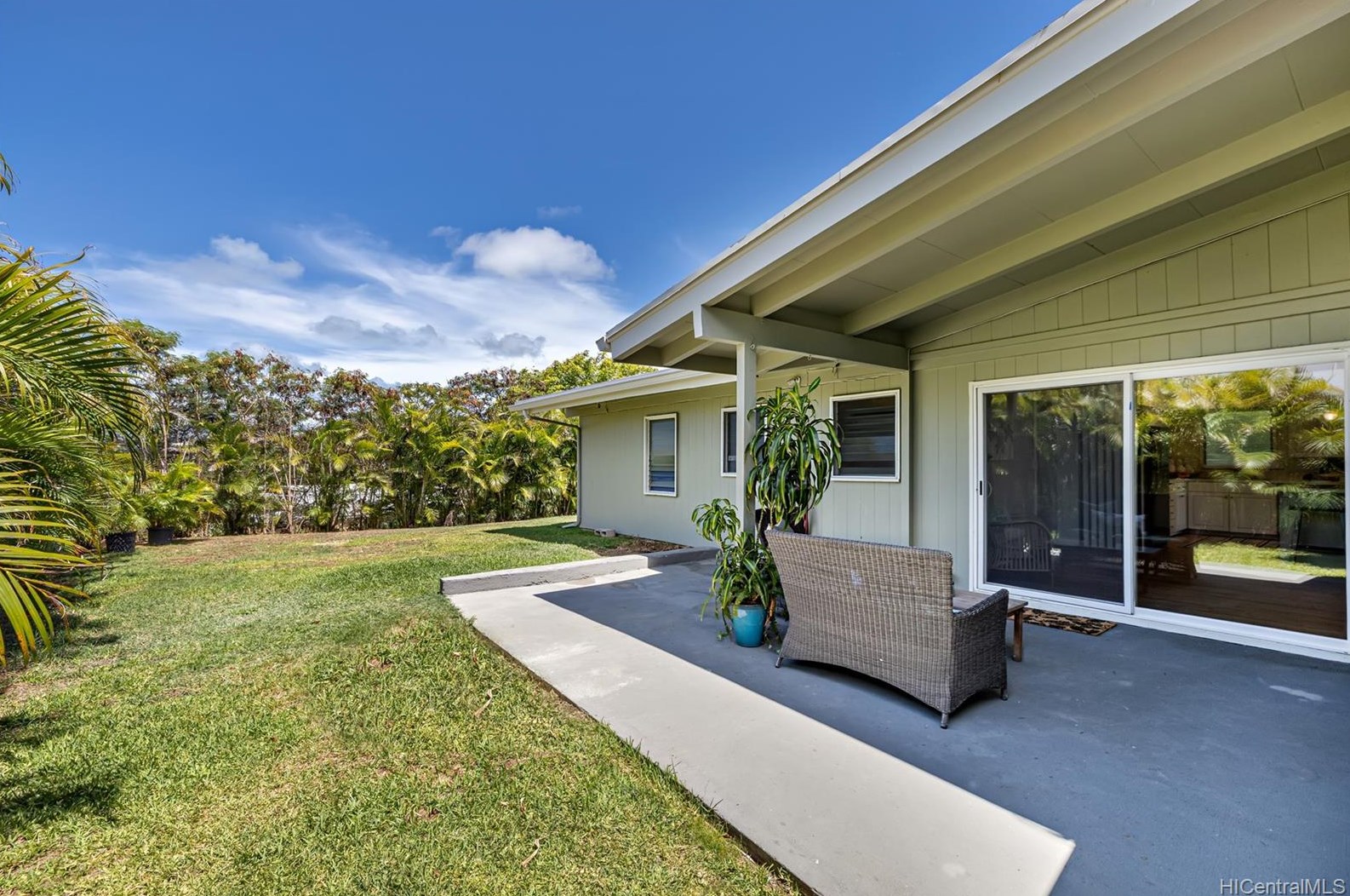 512 Ilimano St, Kailua HI  96734-1829 exterior