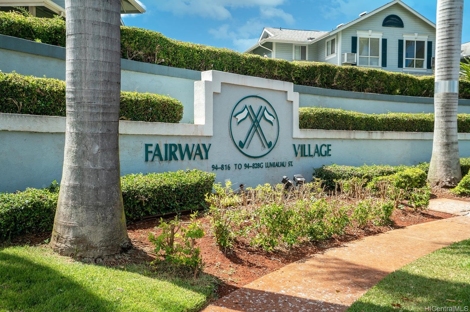 94-820 Lumiauau St, Waipahu HI  exterior