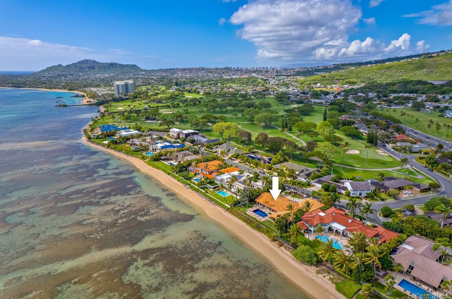 1065 Kaimoku Pl, Honolulu HI  96821-1438 exterior