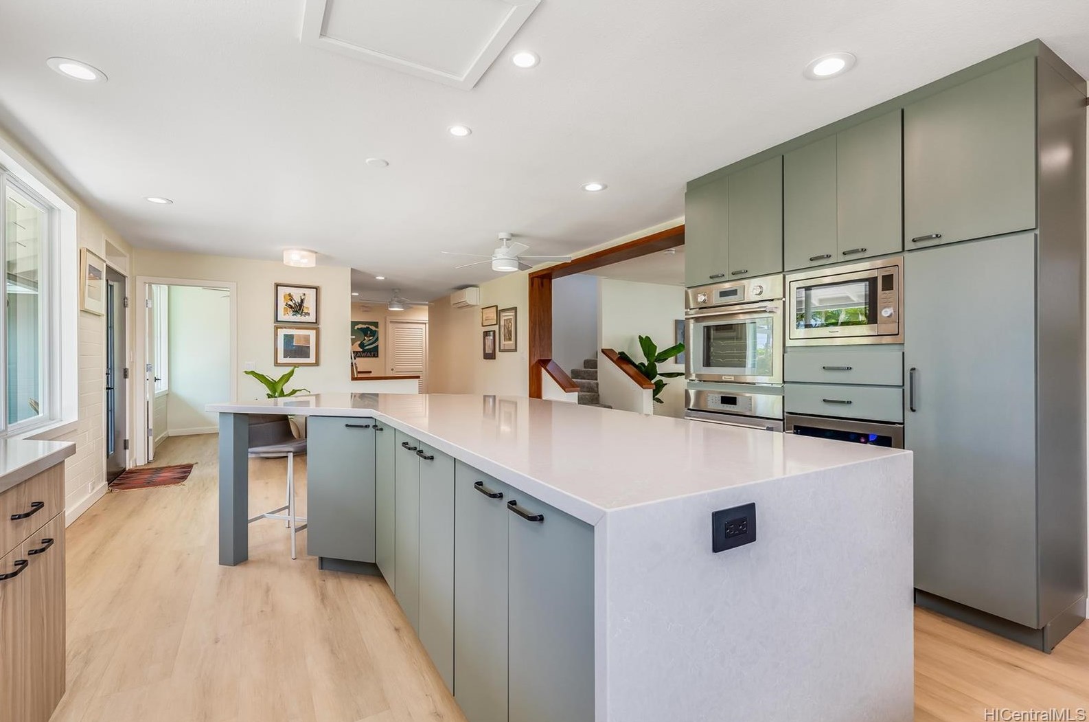 155 Kuupua St, Kailua HI  96734-2736 exterior