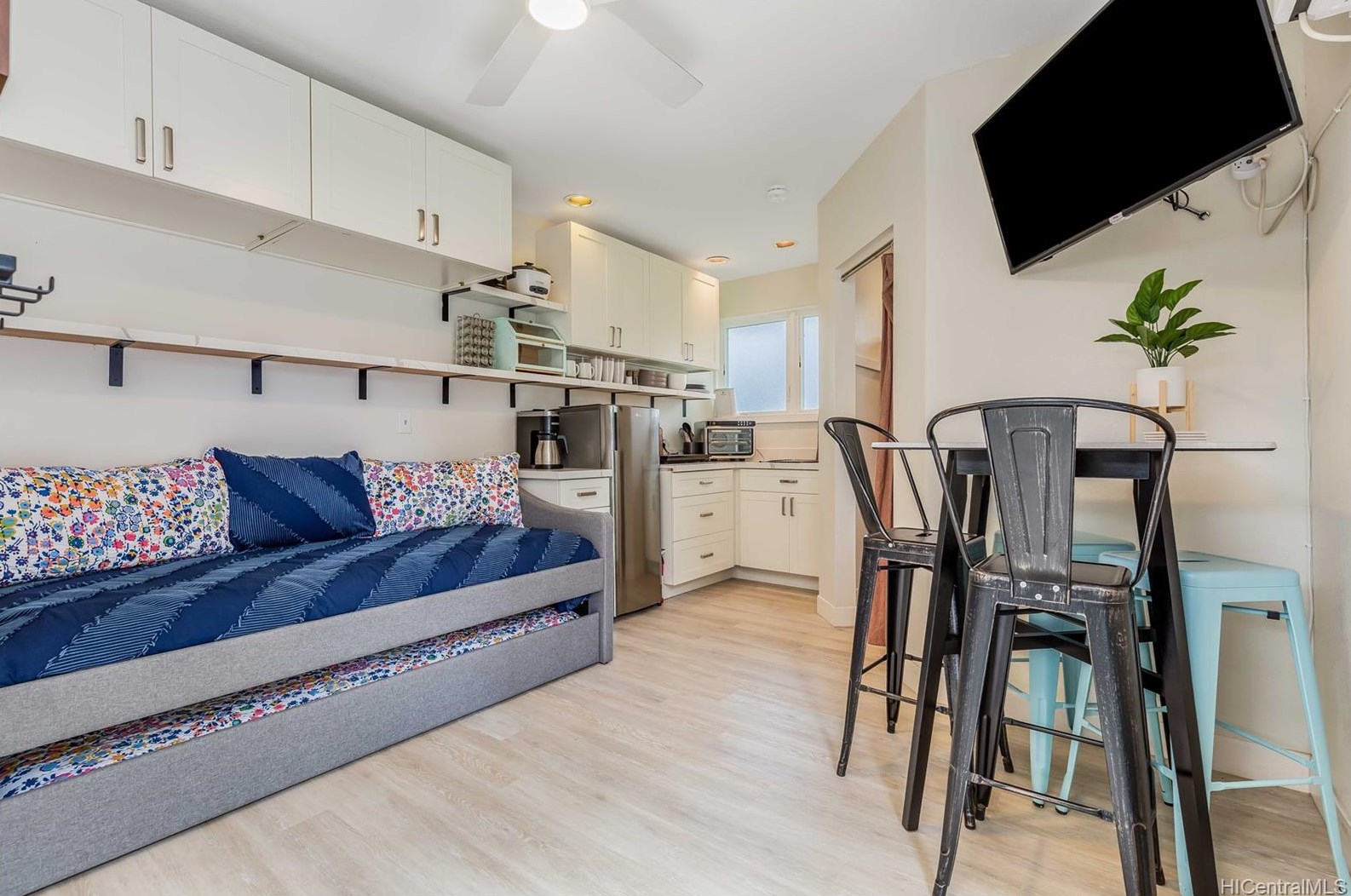 155 Kuupua St, Kailua HI  96734-2736 exterior