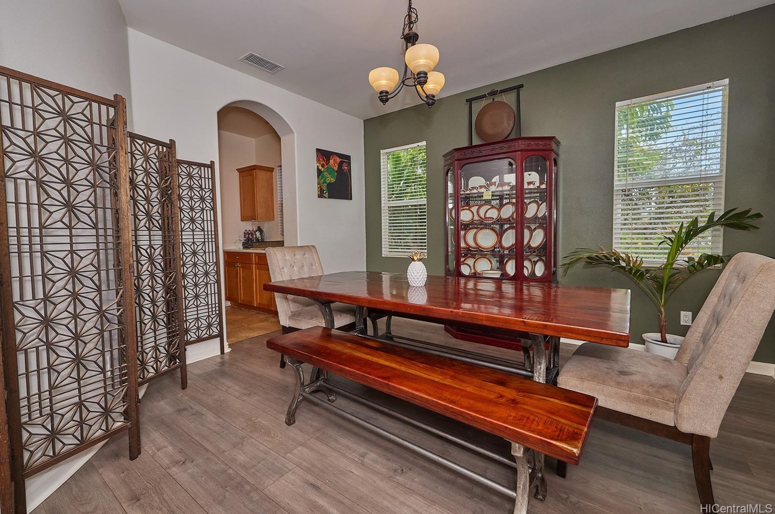 91-1087 Kaikohola St, Ewa Beach, HI 96706