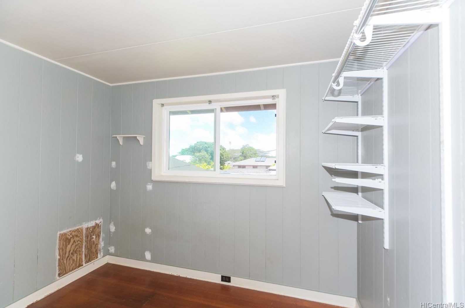 279 Valley Ave, Wahiawa HI  96786-2427 exterior