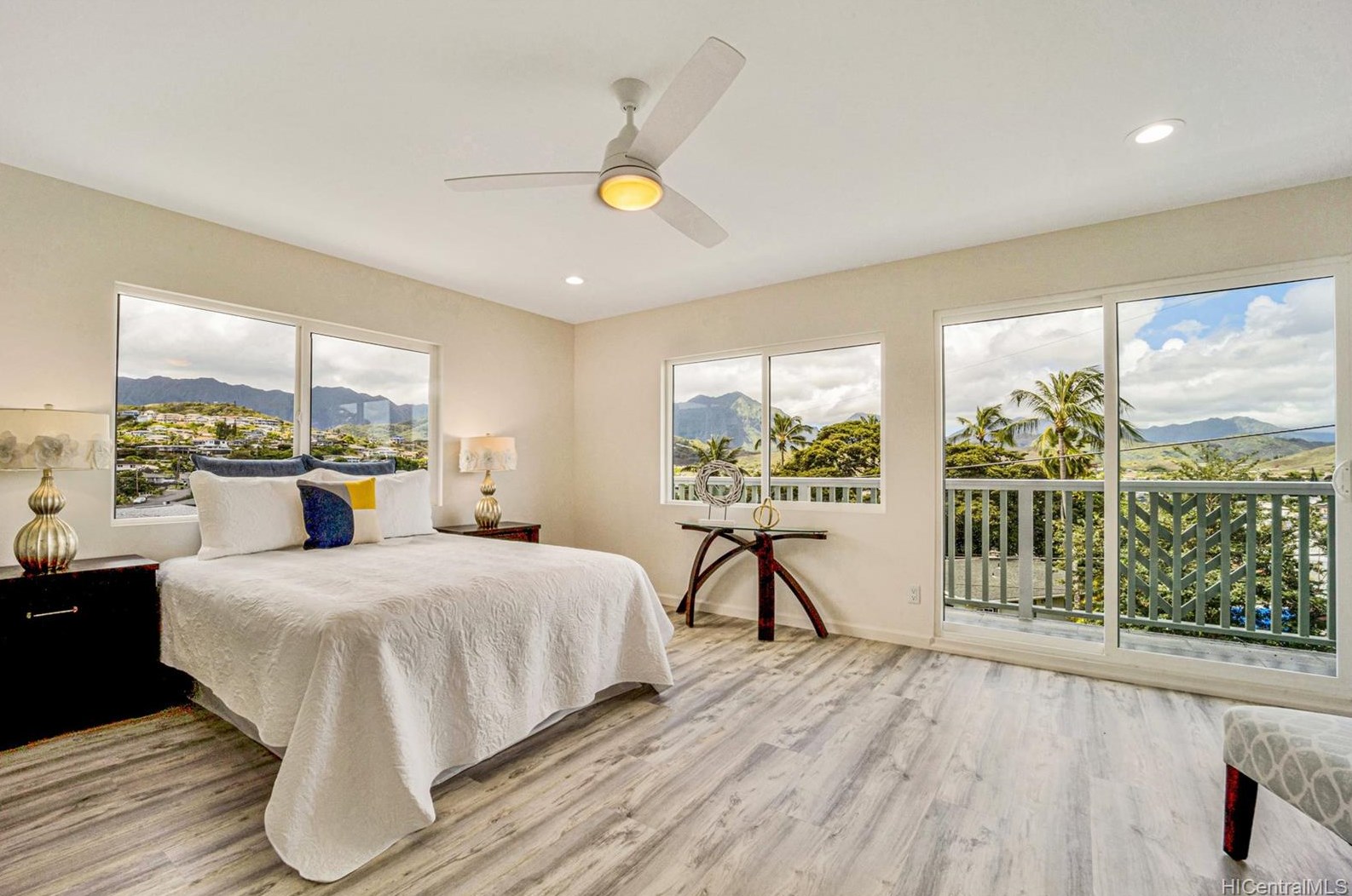 1176 Aukele St, Kailua HI  96734-3616 exterior