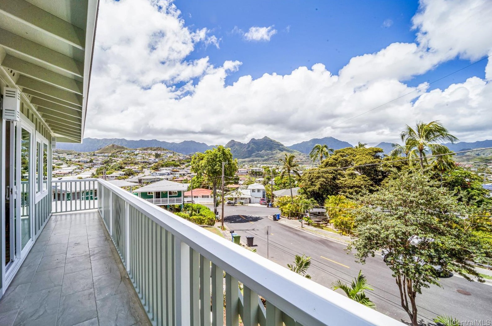 1176 Aukele St, Kailua HI  96734-3616 exterior