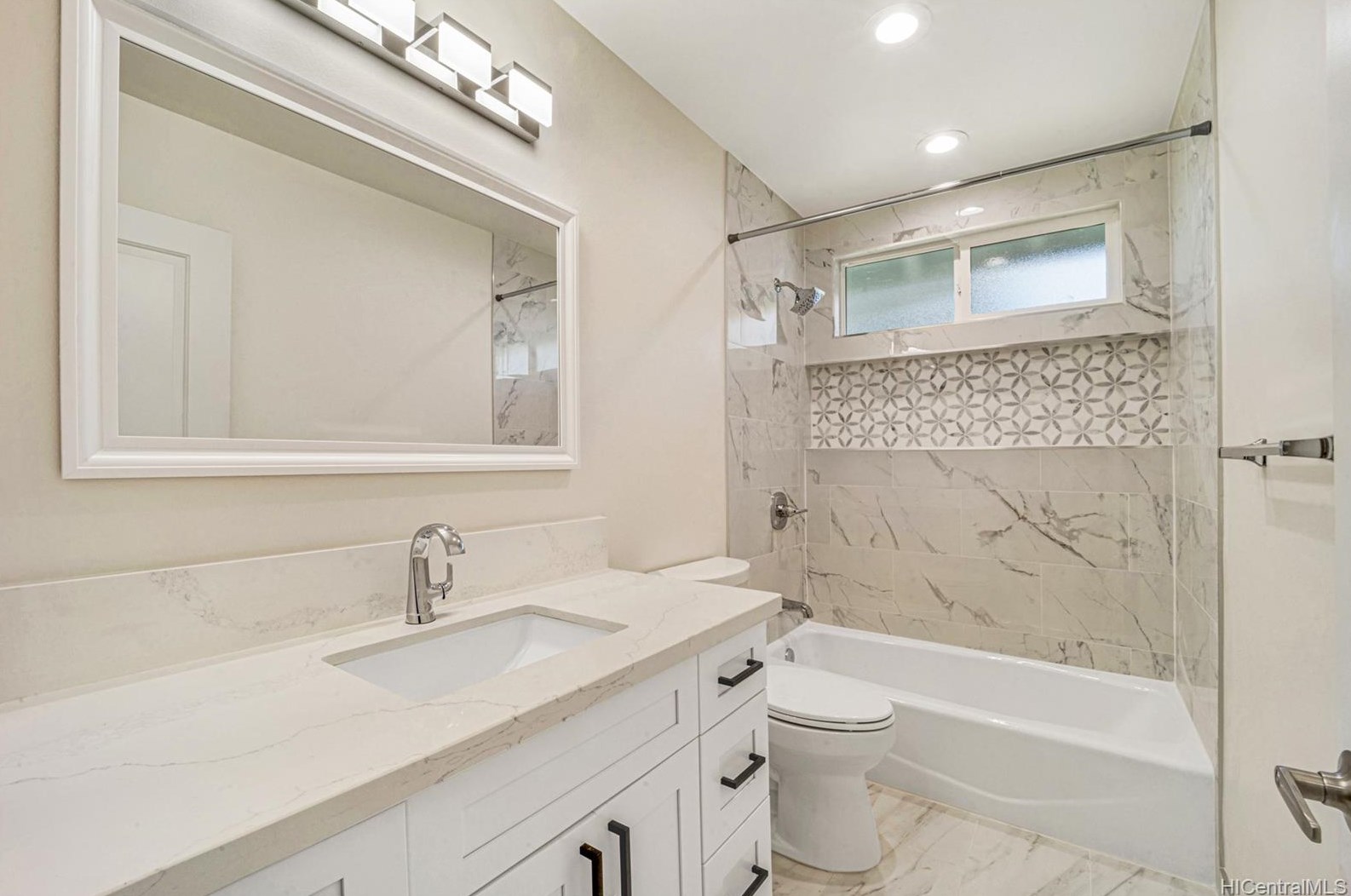 1176 Aukele St, Kailua HI  96734-3616 exterior